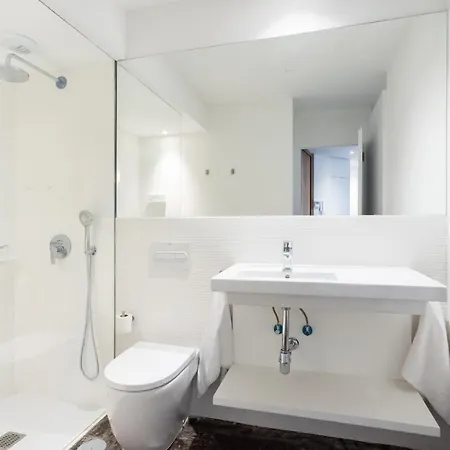 Apartmán Suites 2b With Jacuzzi
